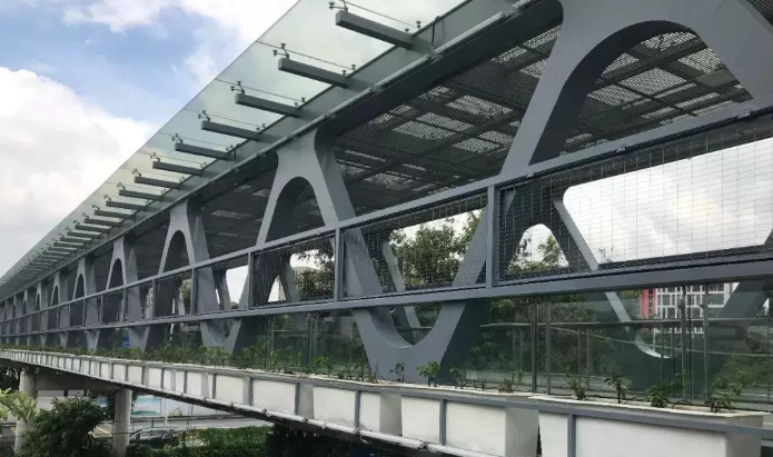 临安论管桁架结构工程弯管加工防锈处理的方法